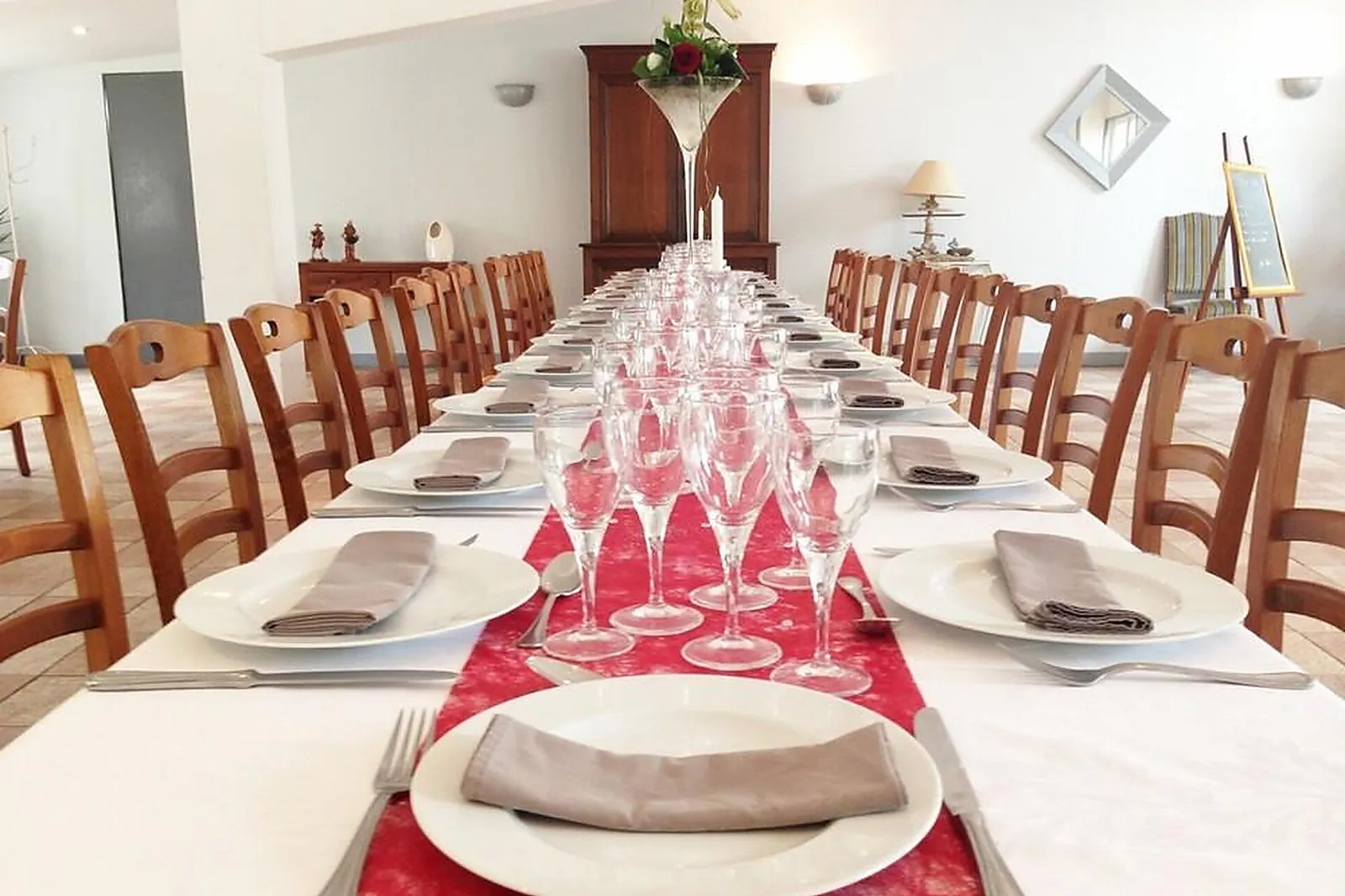 Lieux événementiels, LA CLAIRE FONTAINE