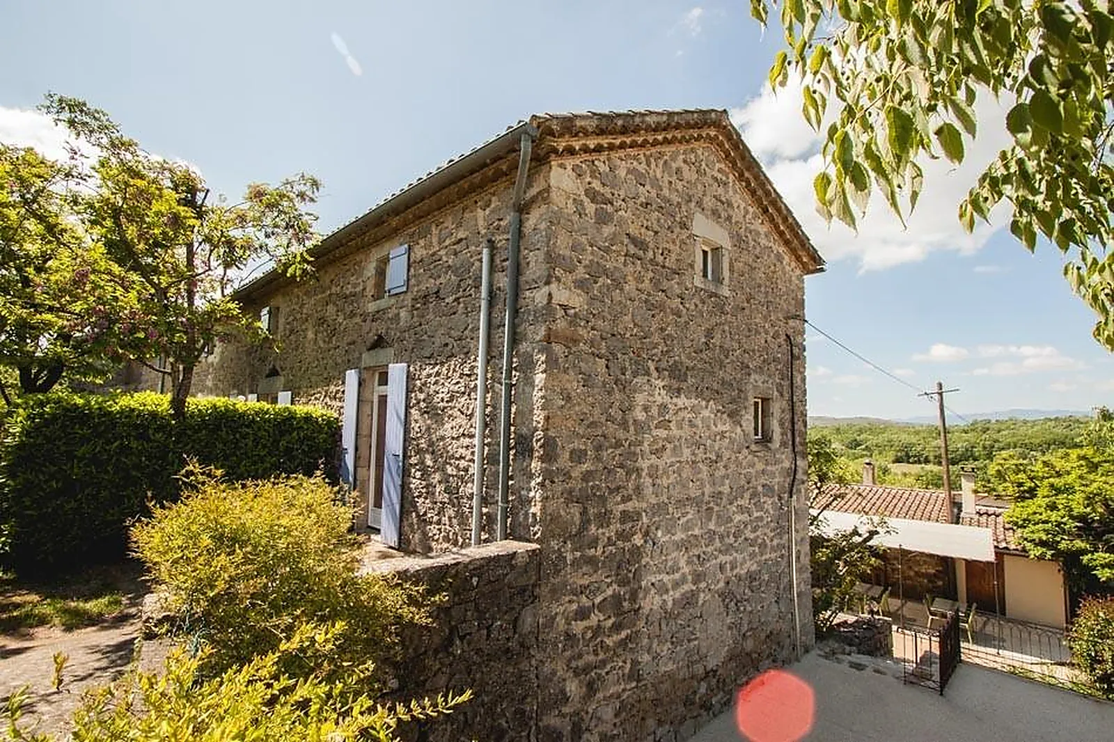 Lieux événementiels, LA CLÉ DES CHAMPS MONTREAL