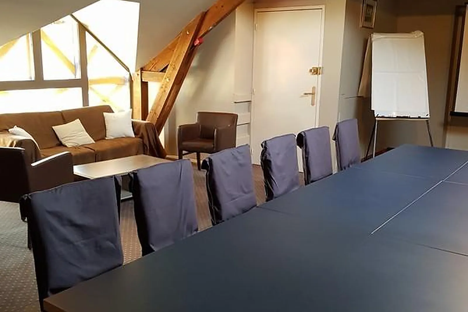 Lieux événementiels, LA CLOSERIE DES HORTENSIAS