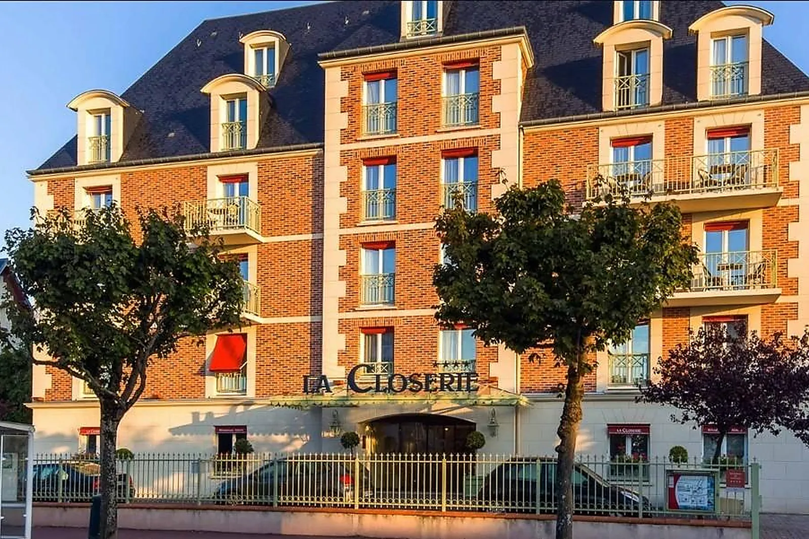 Lieux événementiels, LA CLOSERIE ET L'ATELIER HOCHE