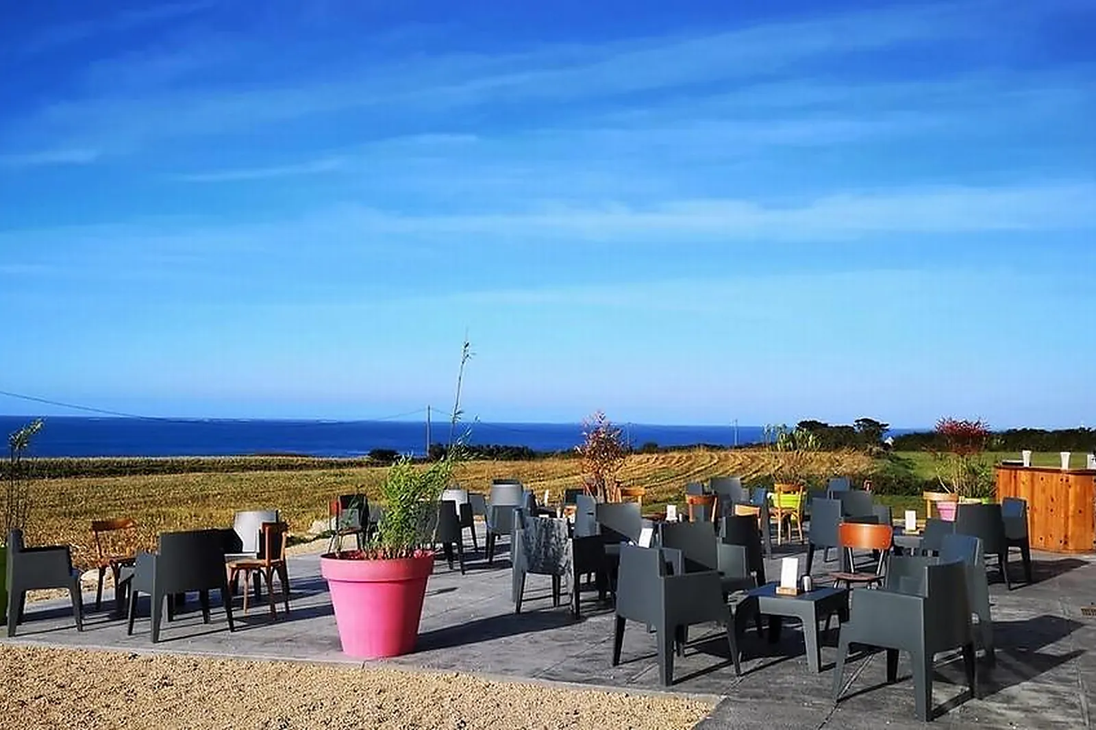 Lieux événementiels, LA COLONIE DE TREZIEN