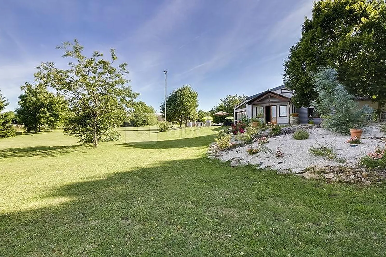 Lieux événementiels, LA COMBE D'ÉTÉ