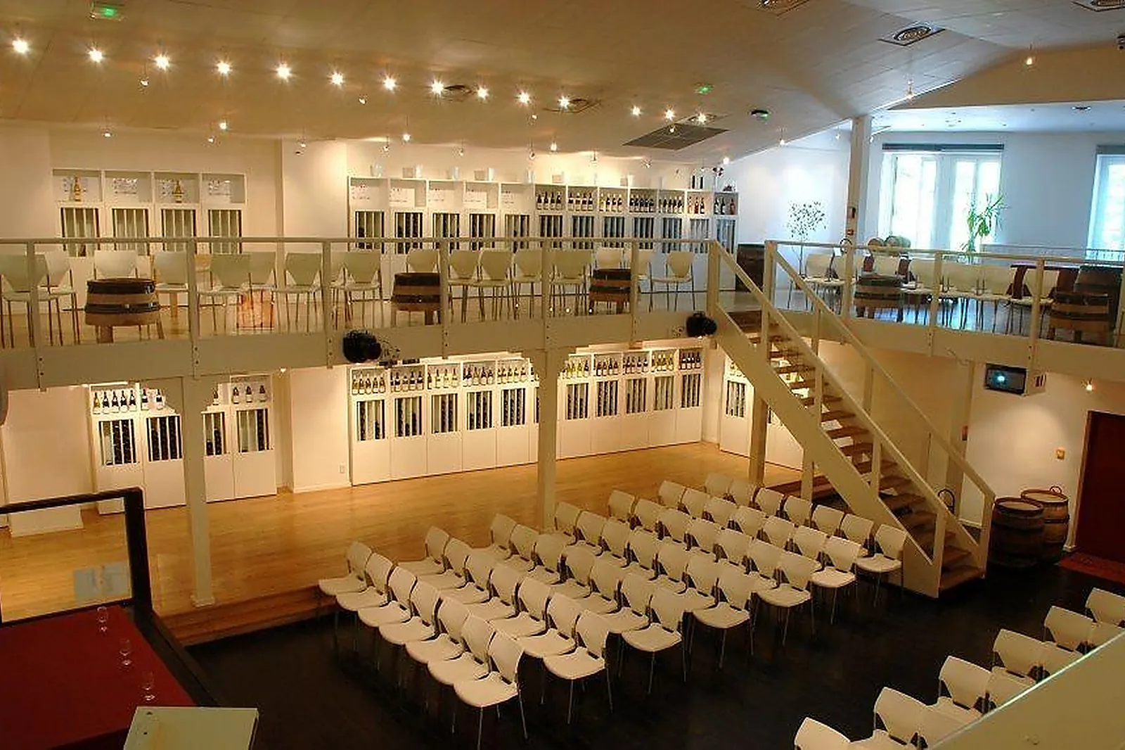 Lieux événementiels, LA COMÉDIE DU VIN