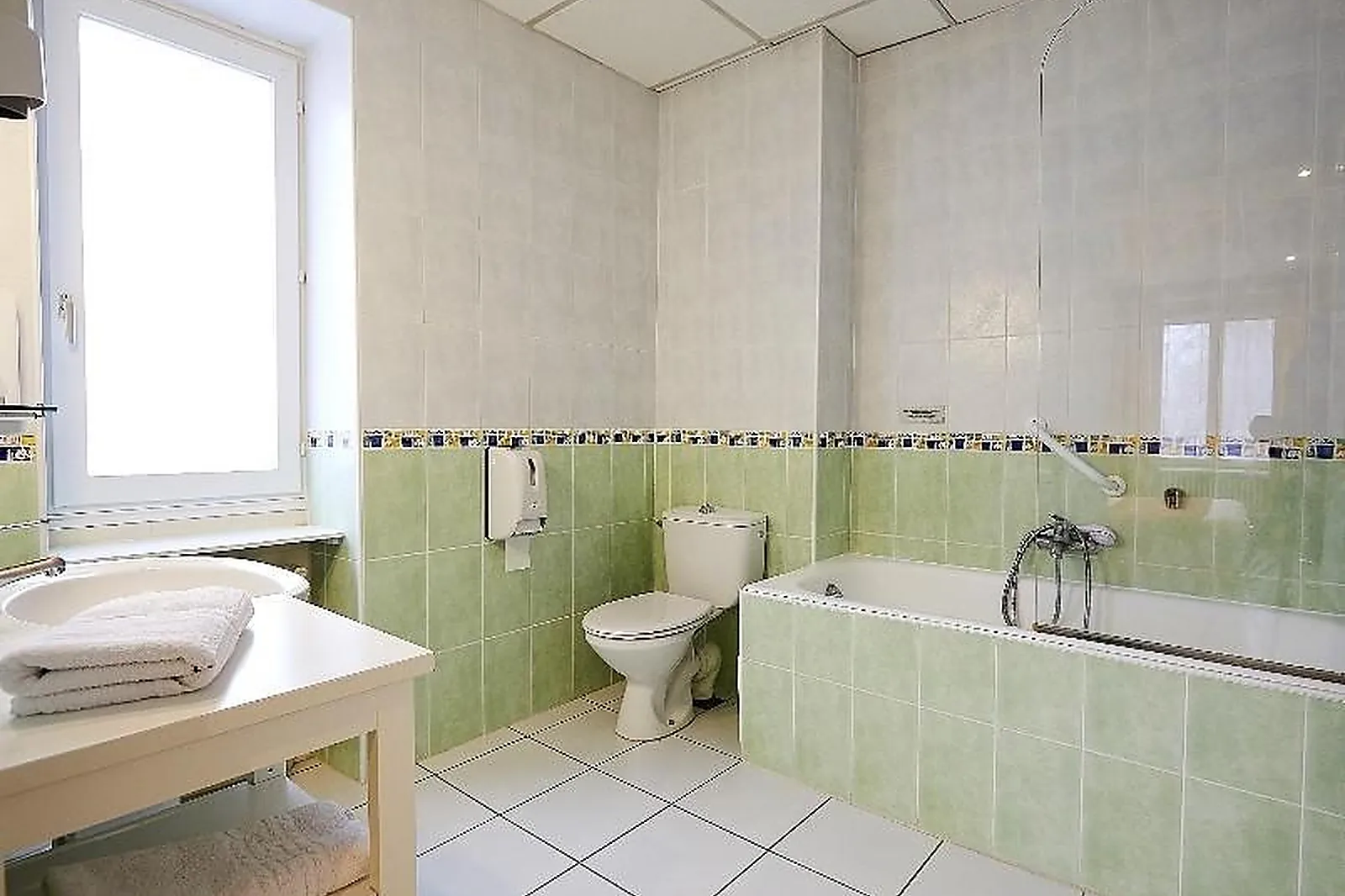 Lieux événementiels, LA COMMANDERIE CHAMPAREY