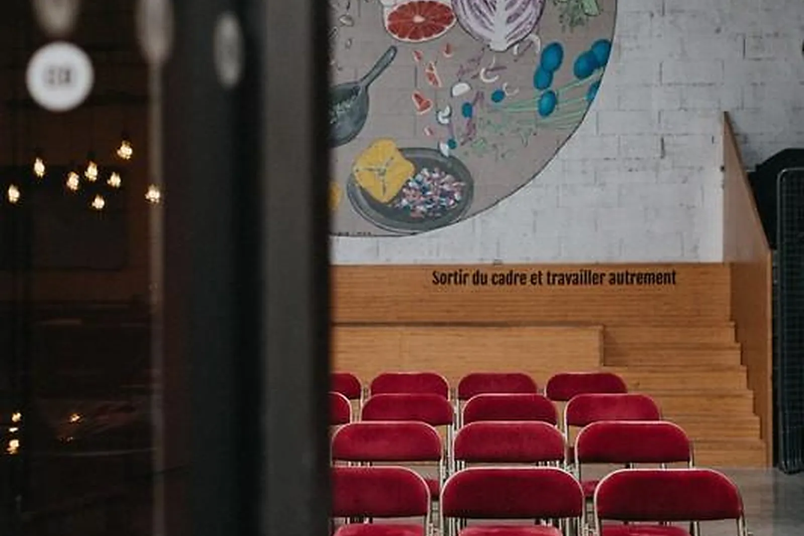 Lieux événementiels, LA COMMUNE