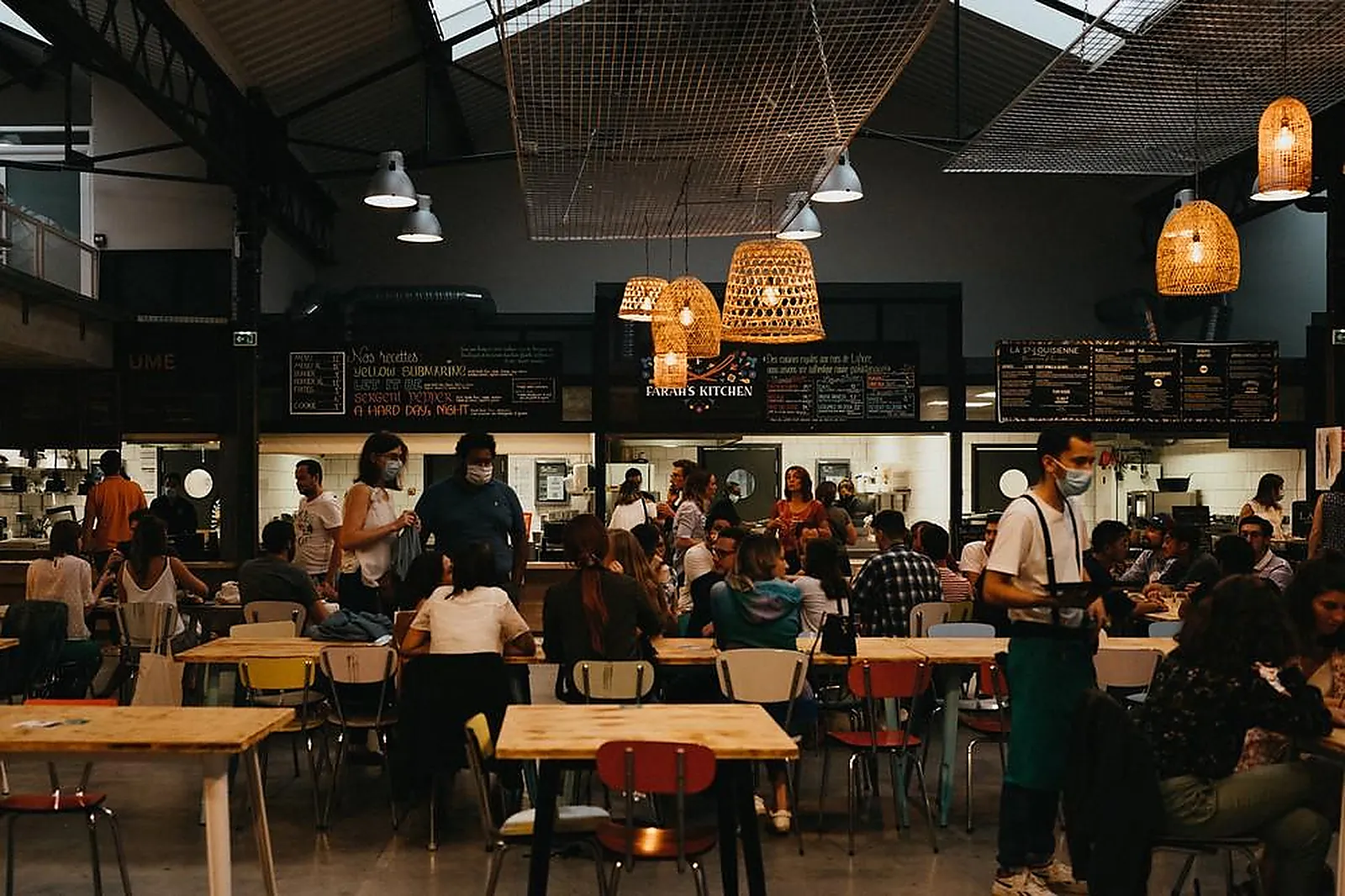 Lieux événementiels, LA COMMUNE