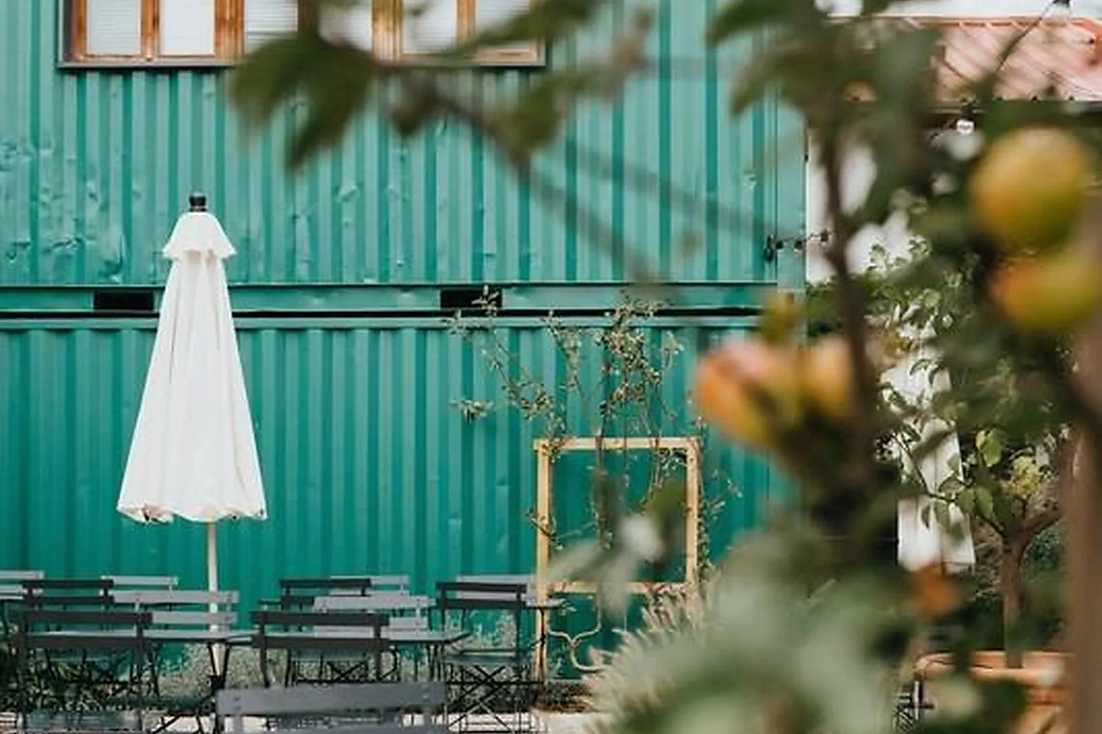 Lieux événementiels, LA COMMUNE