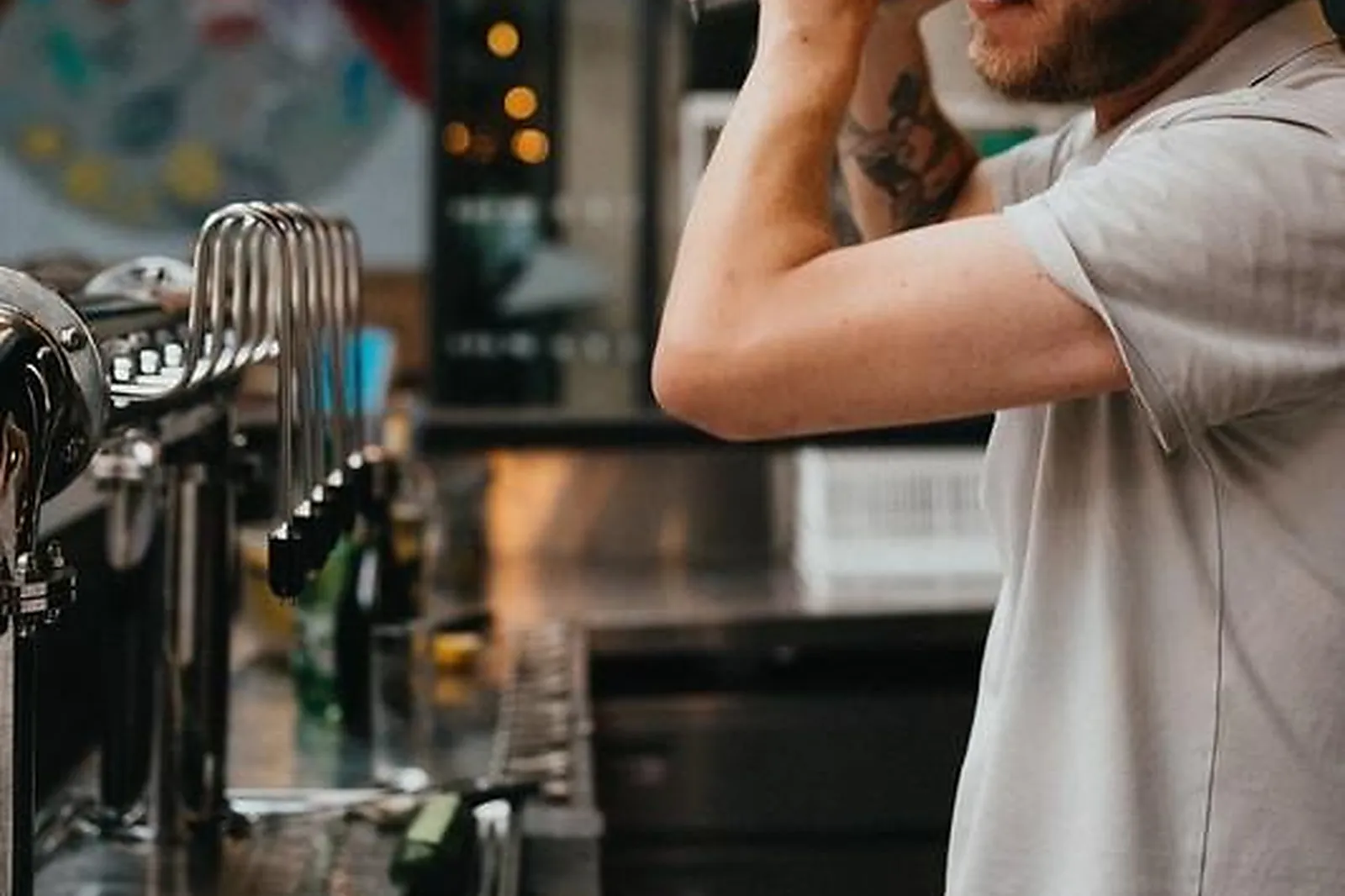 Lieux événementiels, LA COMMUNE