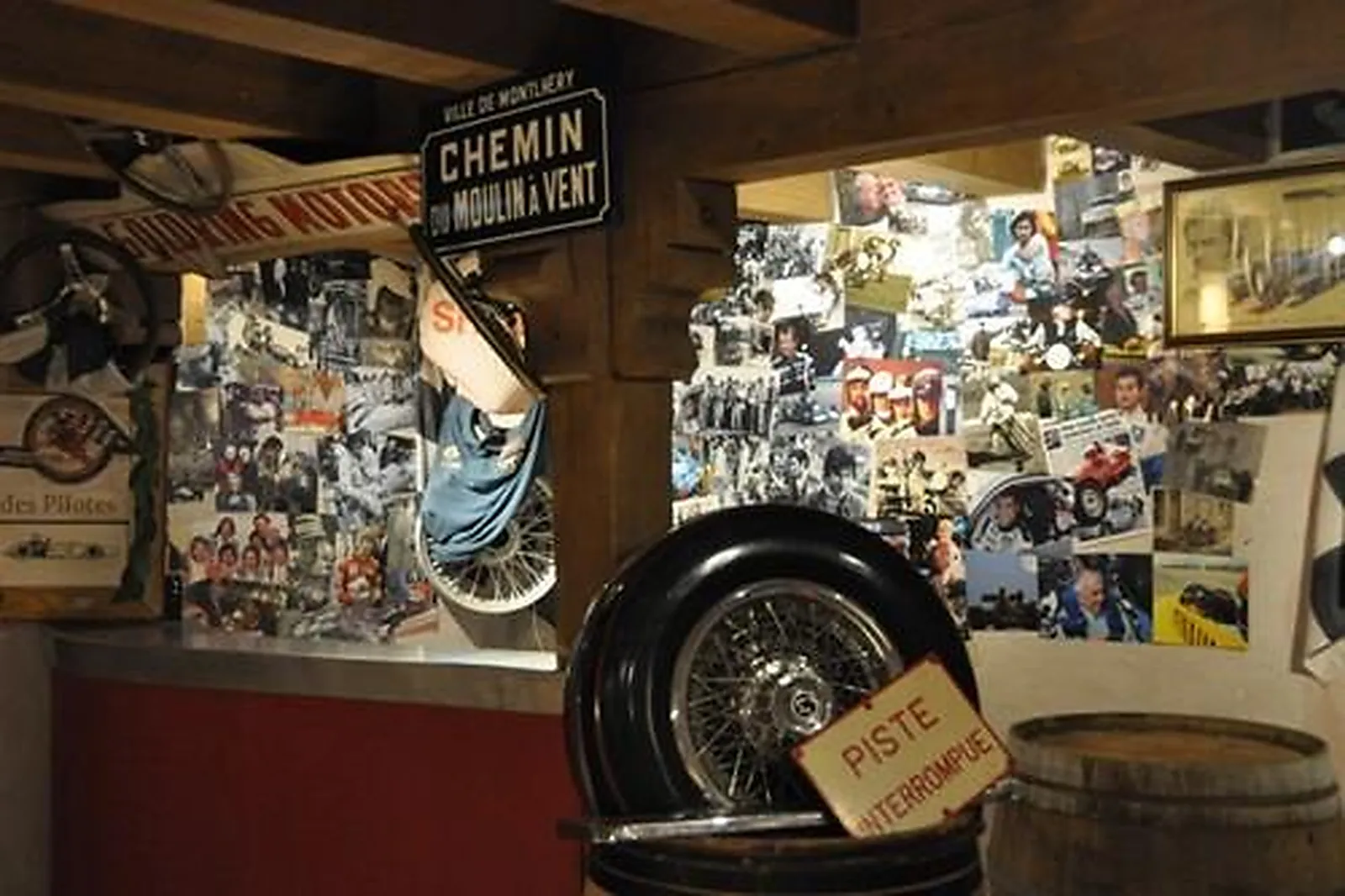 Lieux événementiels, LA COUR DES MIRAGES