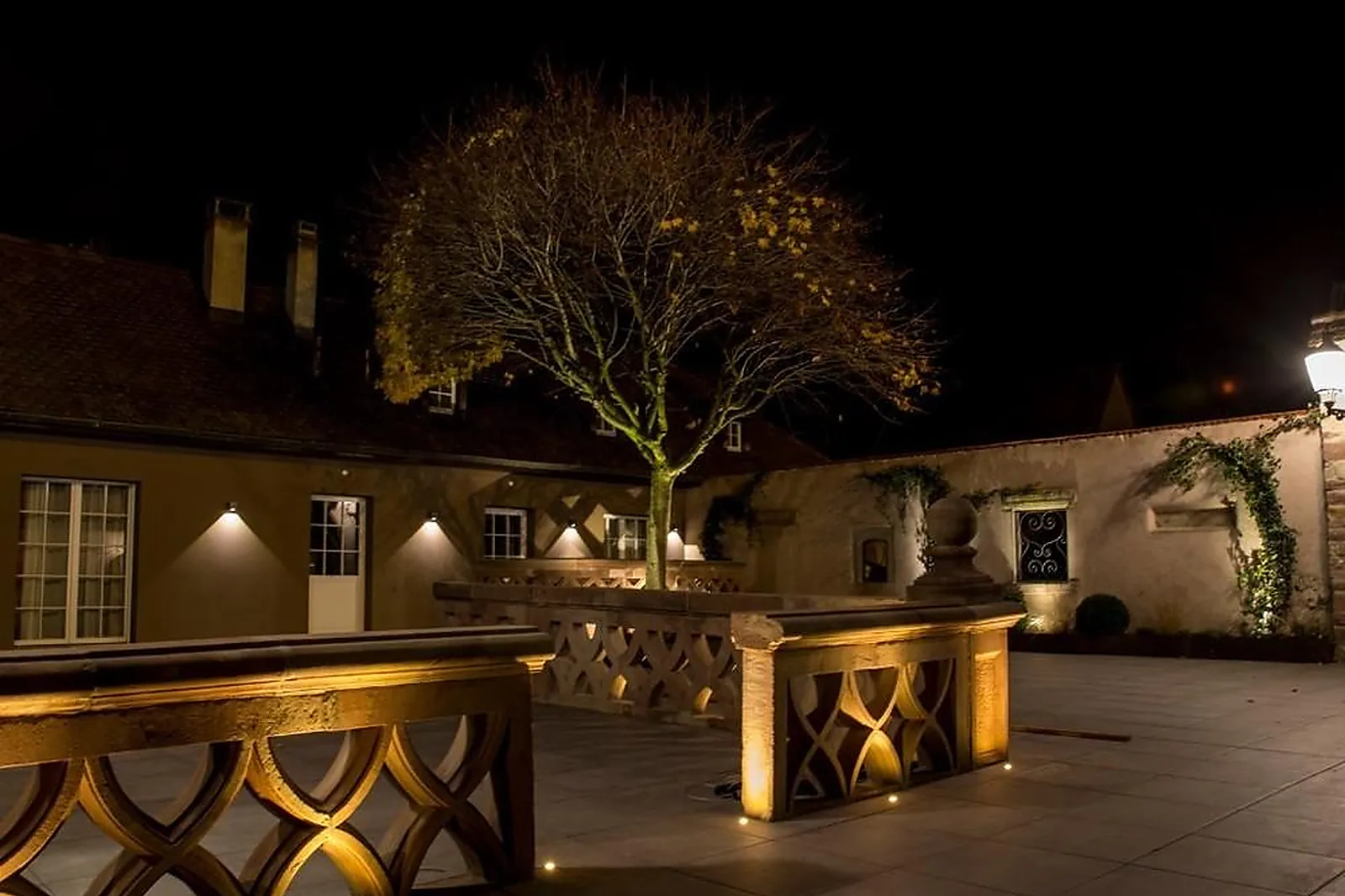 Lieux événementiels, LA COURONNE