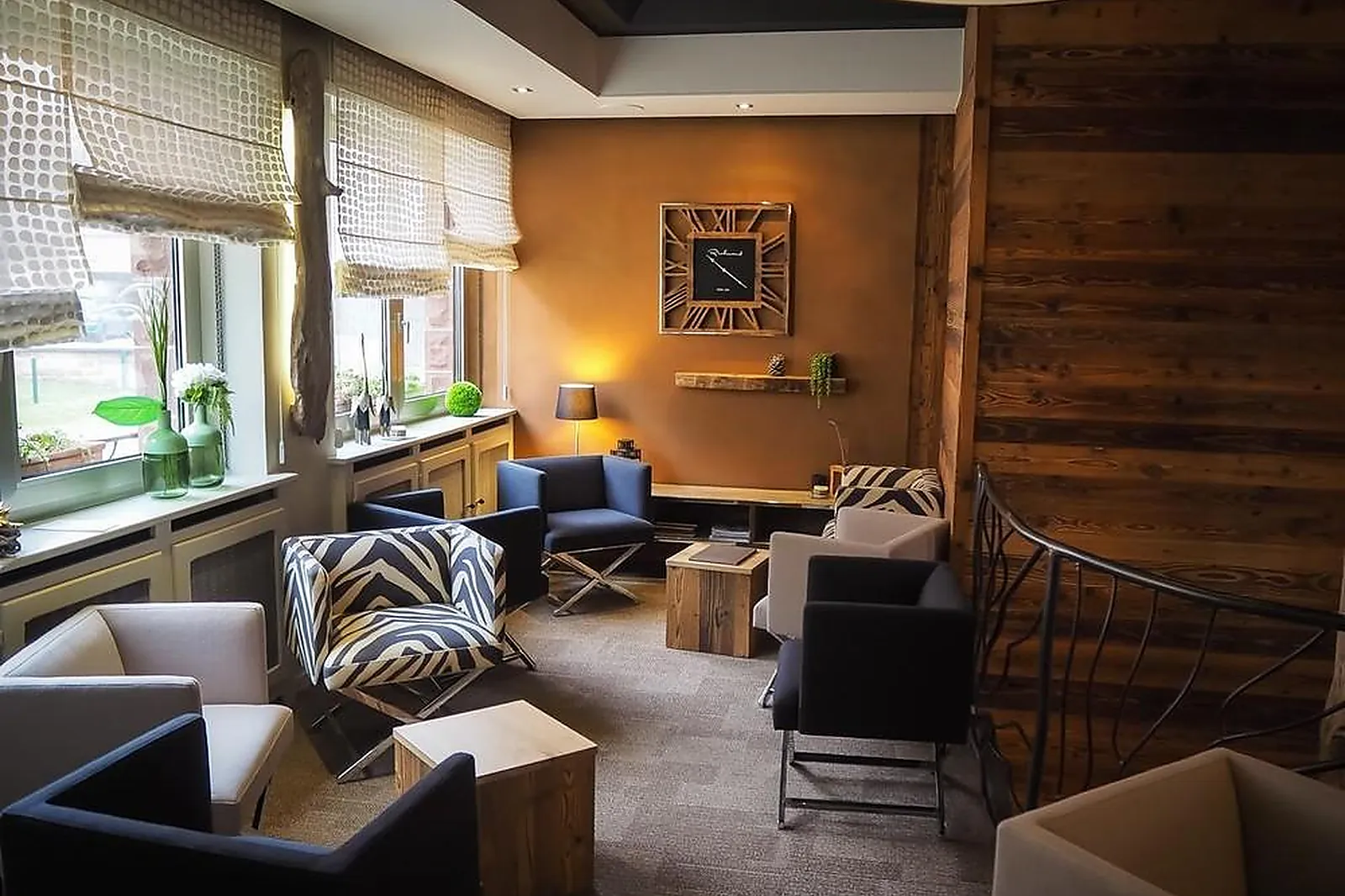 Lieux événementiels, LA COURONNE BY K