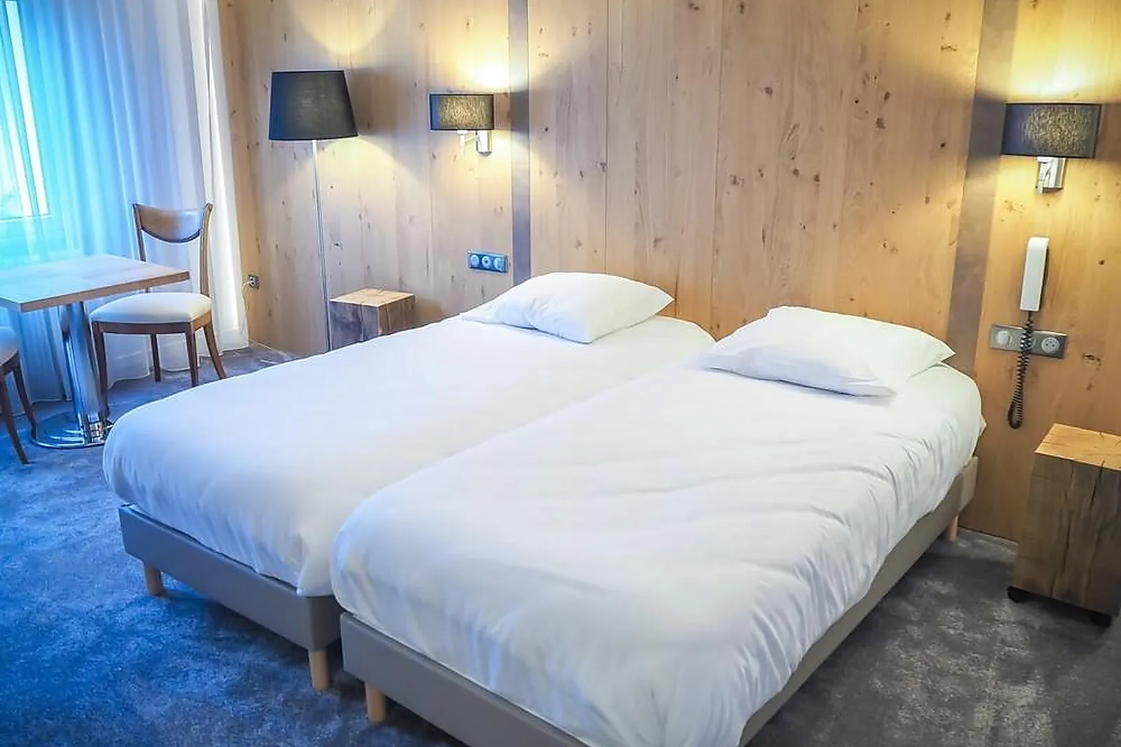 Lieux événementiels, LA COURONNE BY K