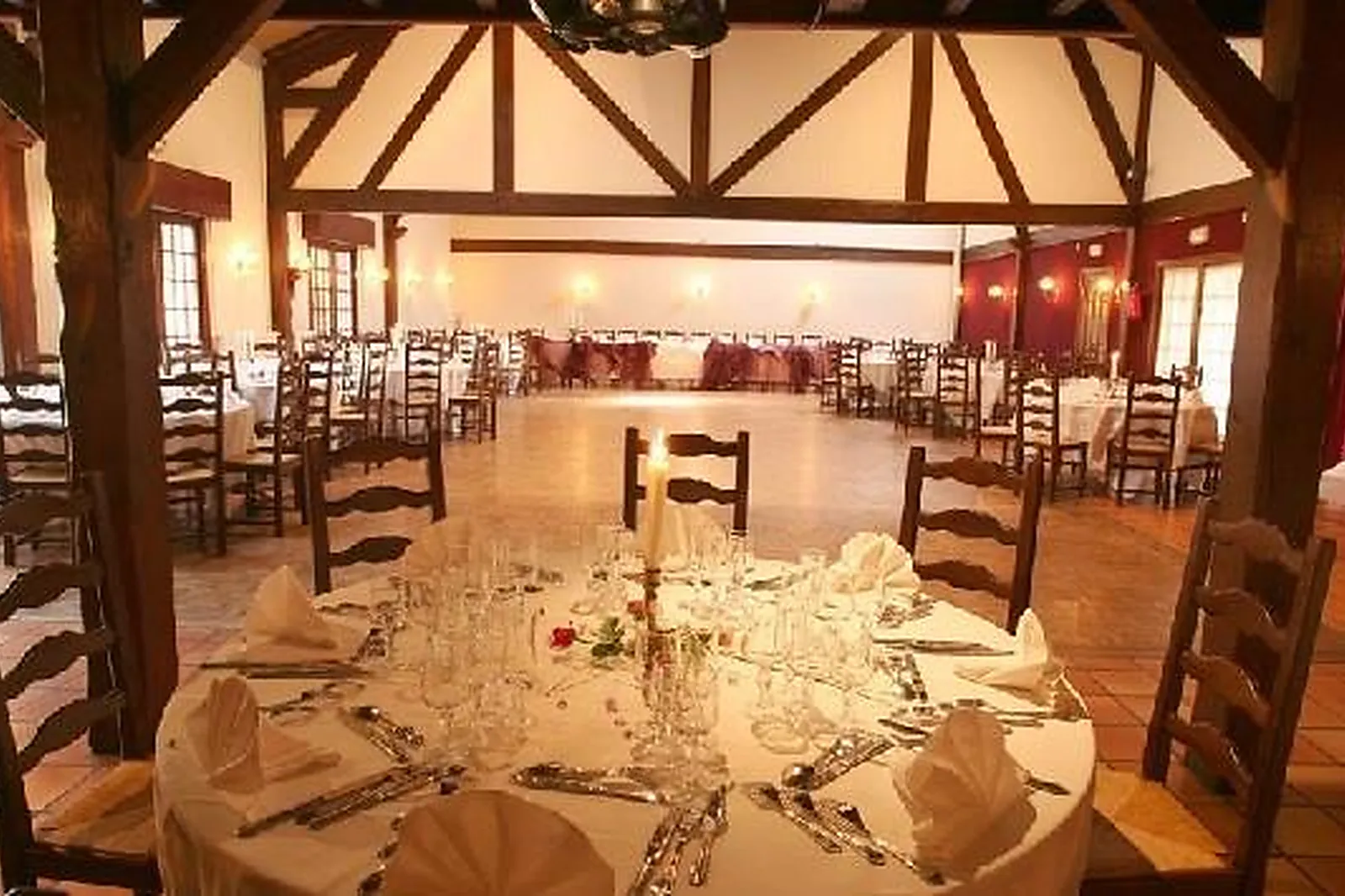 Lieux événementiels, LA CREMAILLERE COURBON