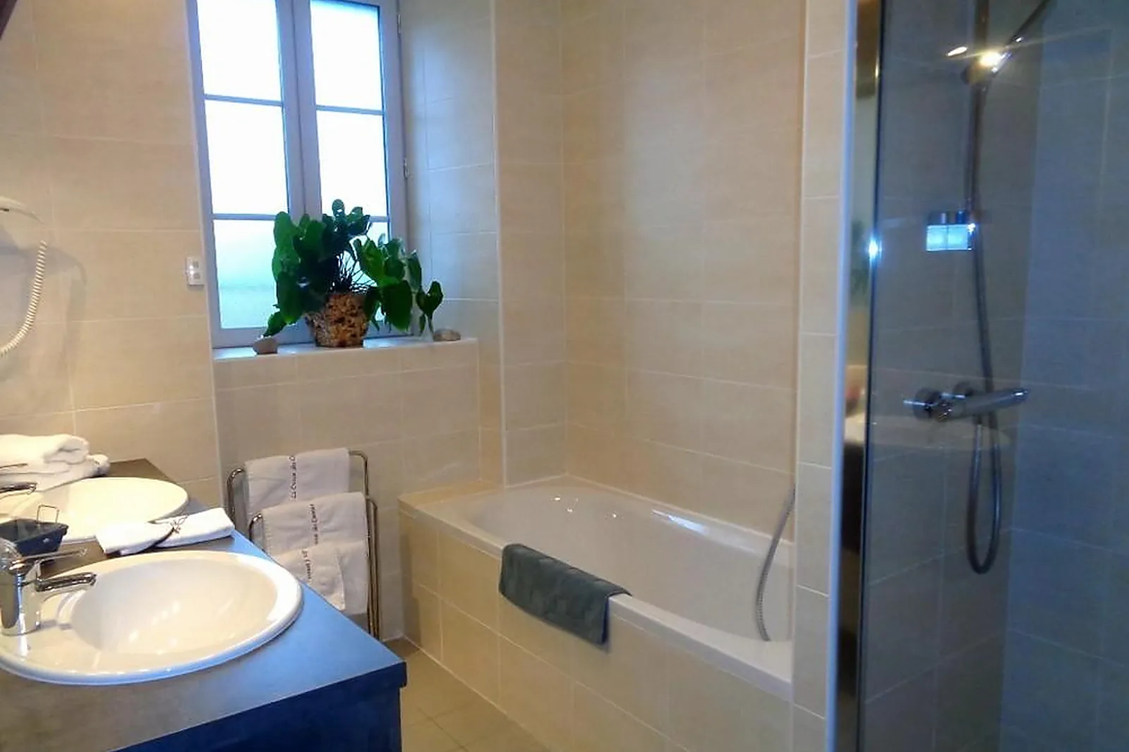 Lieux événementiels, LA CROISÉE DES CHEMINS