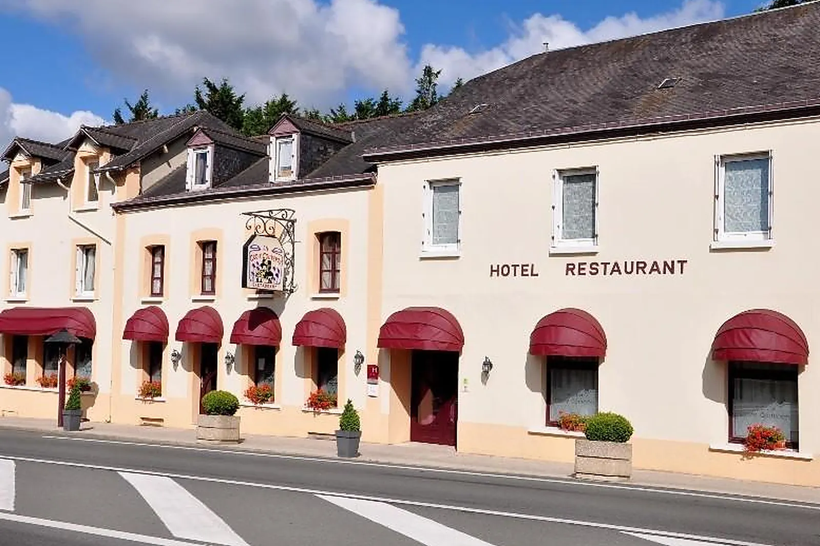 Lieux événementiels, LA CROIX COUVERTE