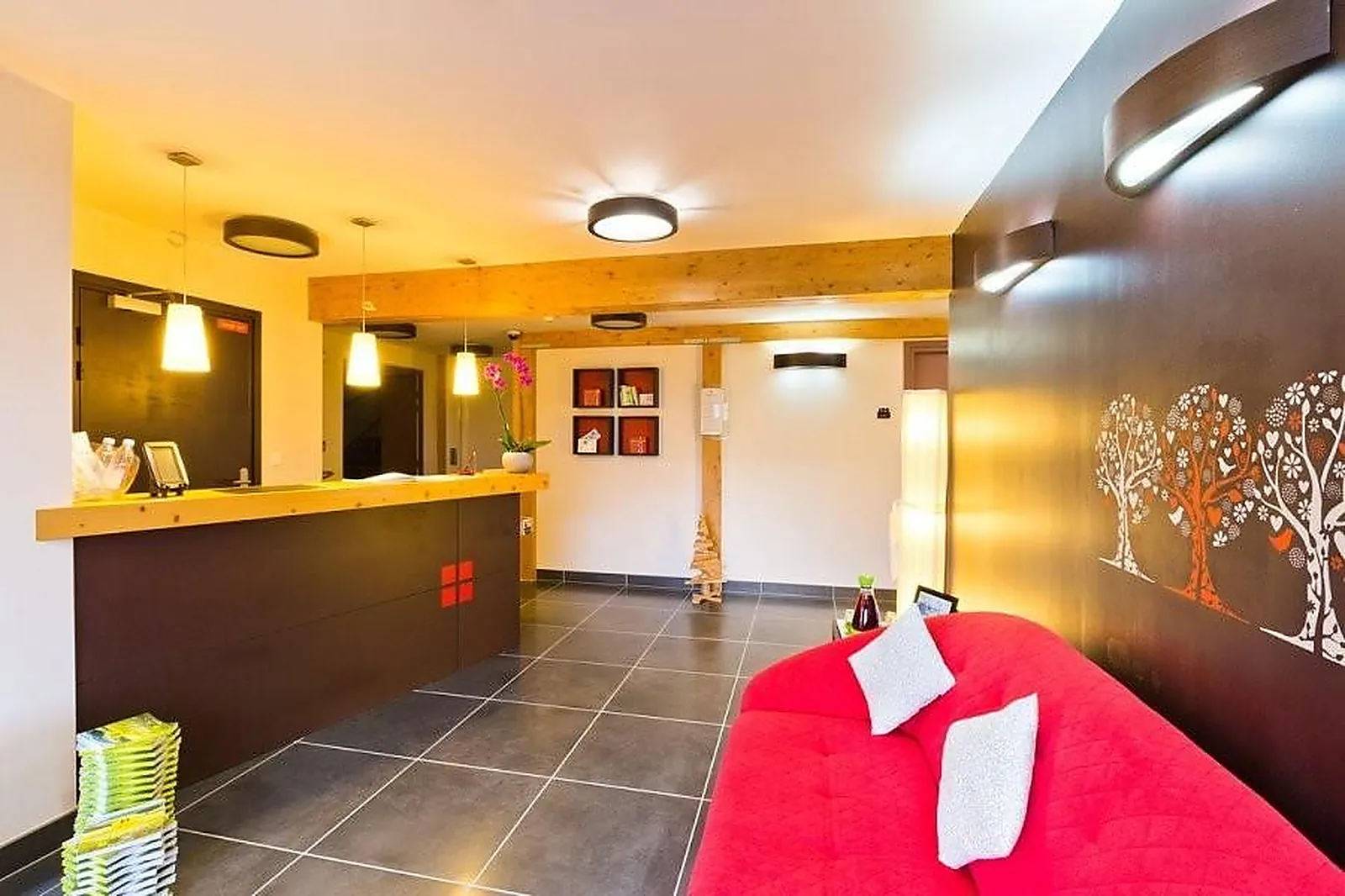 Lieux événementiels, LA CROIX DE SAVOIE ET SPA