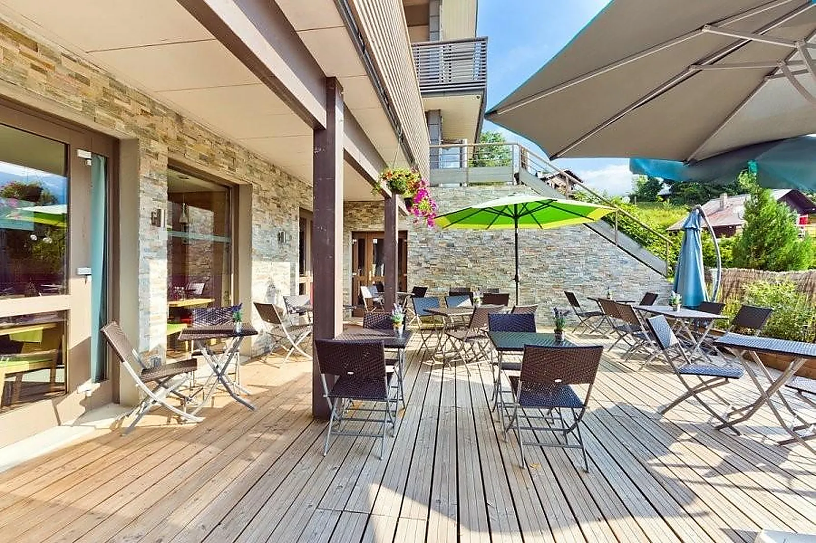 Lieux événementiels, LA CROIX DE SAVOIE ET SPA