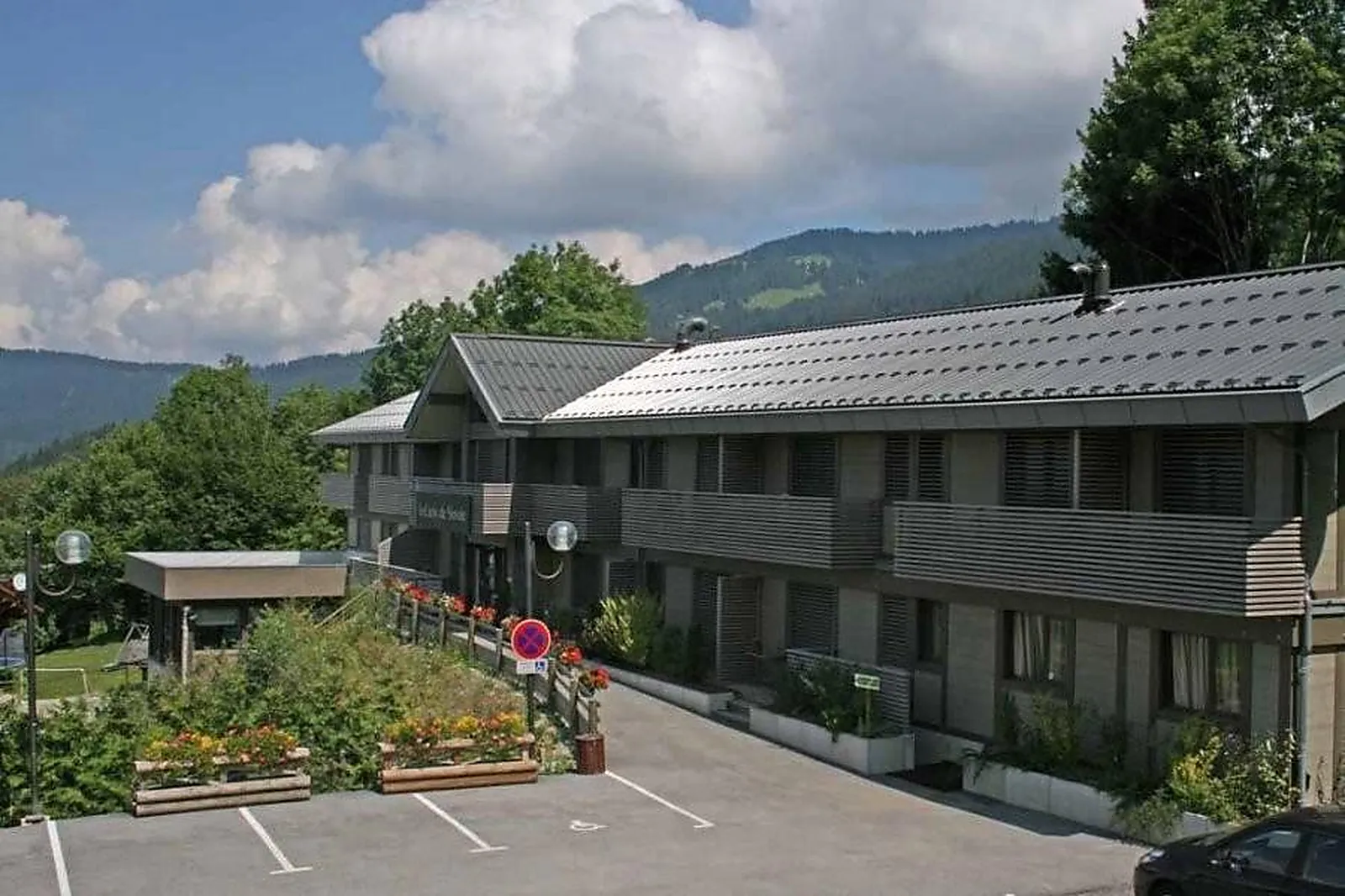 Lieux événementiels, LA CROIX DE SAVOIE ET SPA