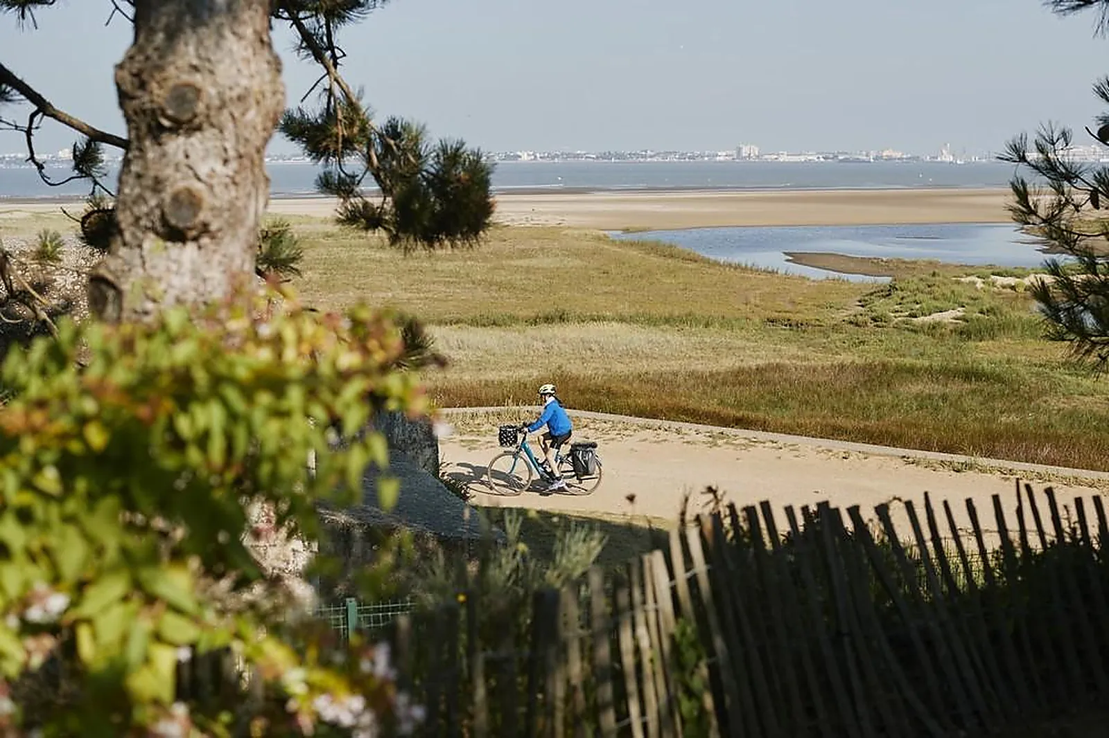 Lieux événementiels, LA DUNE DE JADE