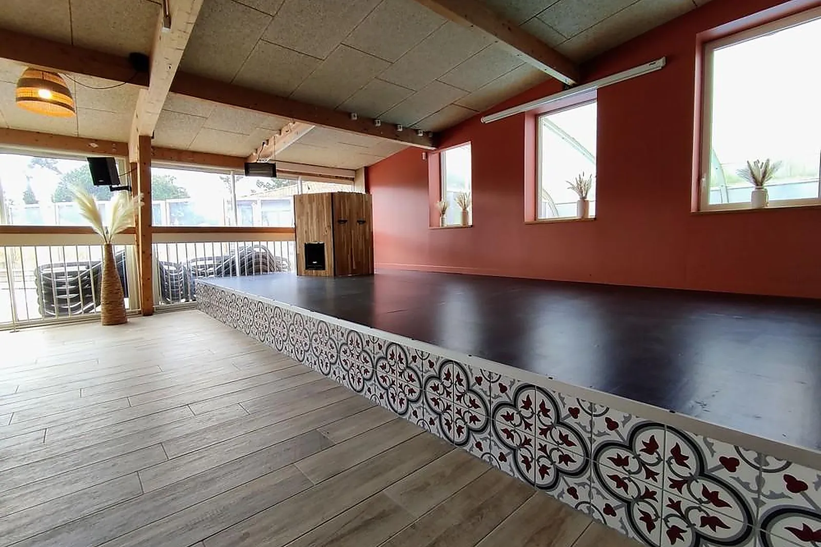 Lieux événementiels, LA DUNE DE JADE