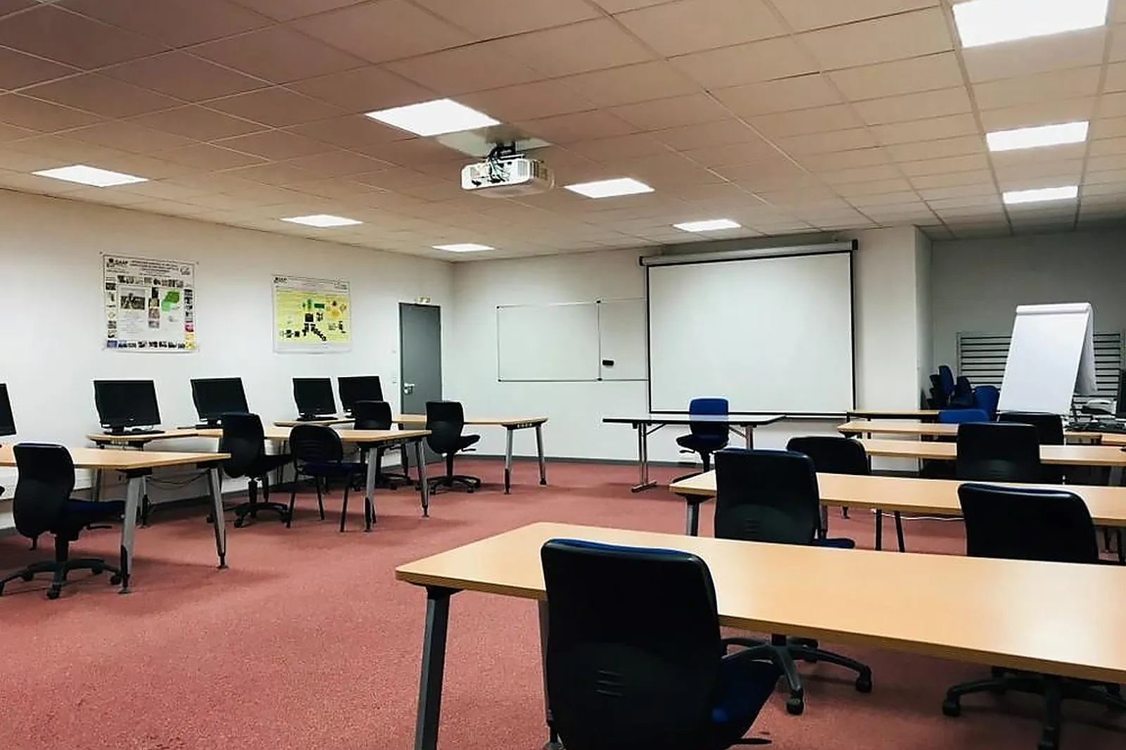 Lieux événementiels, LA DYNAMO