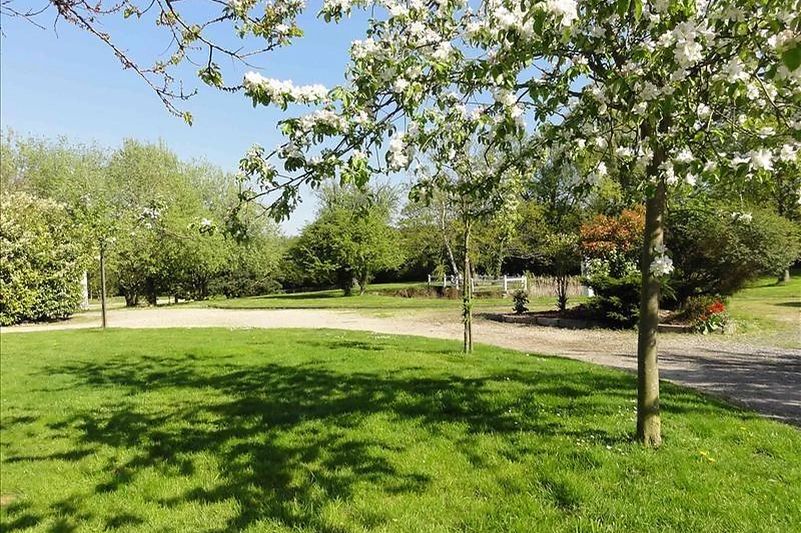 Lieux événementiels, LA FERME AUX SAULES