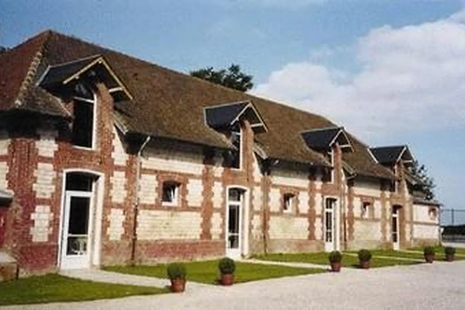 Lieux événementiels, LA FERME BLANCHE