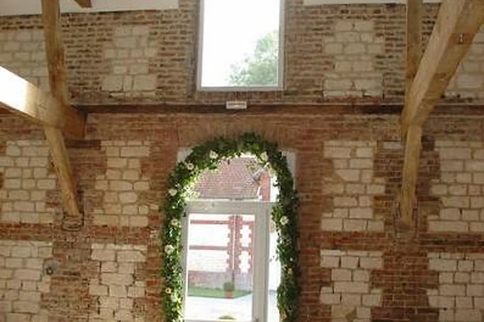 Lieux événementiels, LA FERME BLANCHE