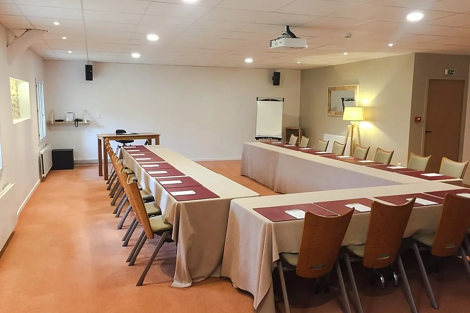 Lieux événementiels, LA FERME DU MANET