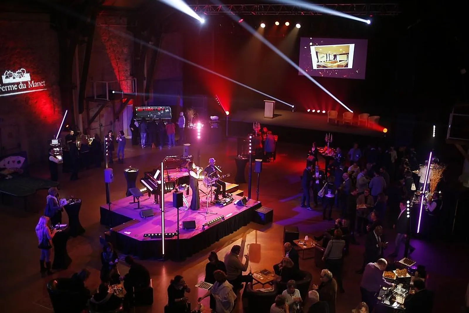 Lieux événementiels, LA FERME DU MANET