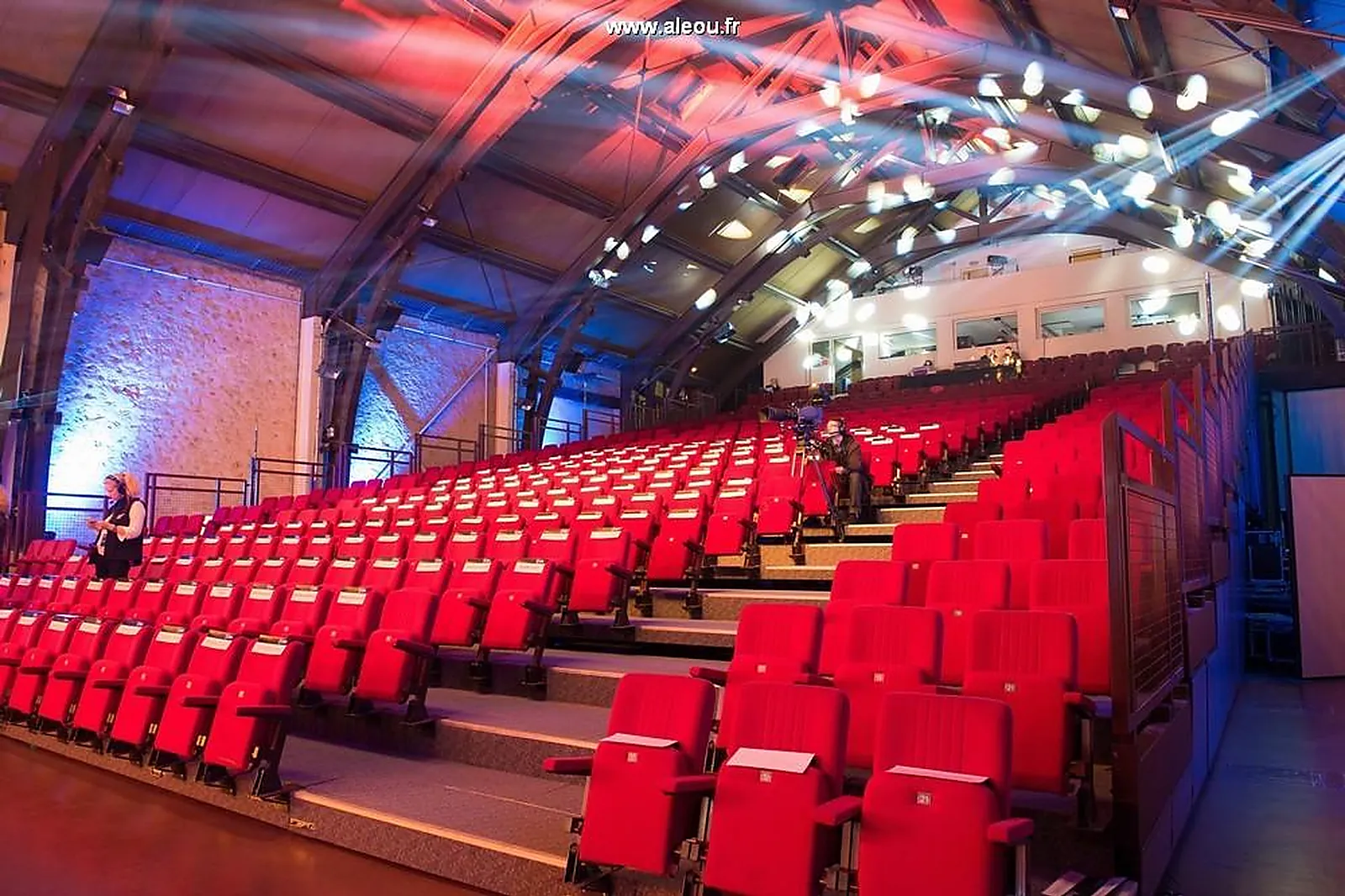 Lieux événementiels, LA FERME DU MANET