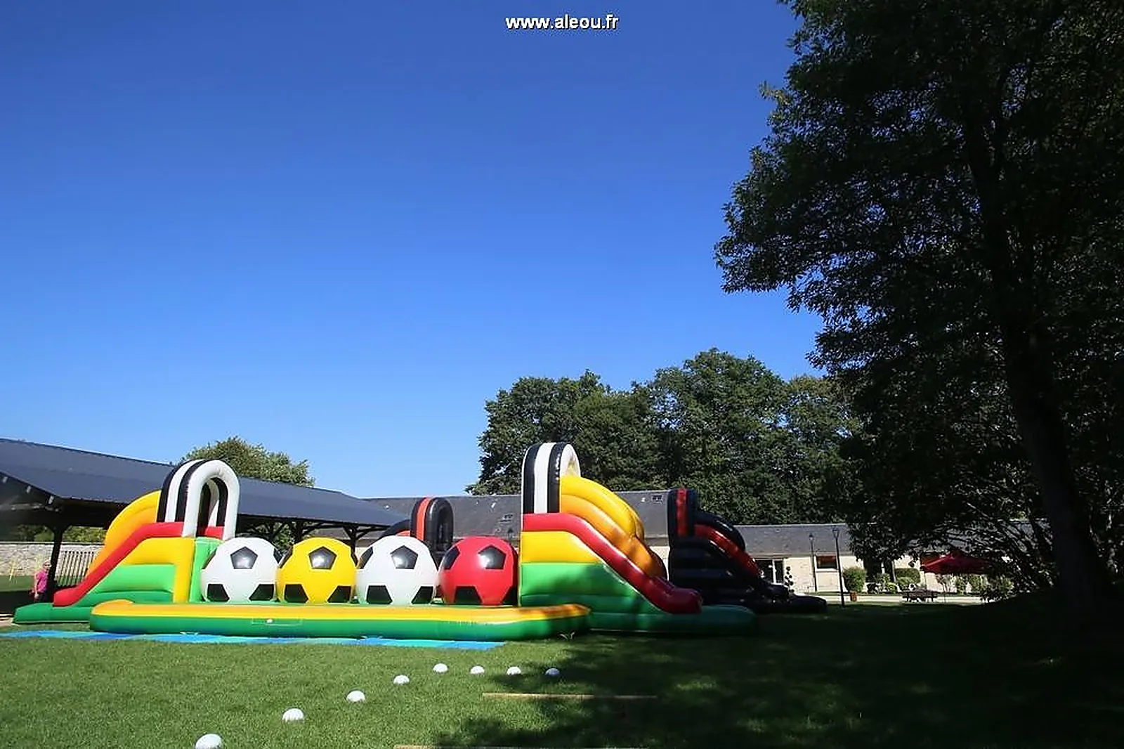 Lieux événementiels, LA FERME DU MANET