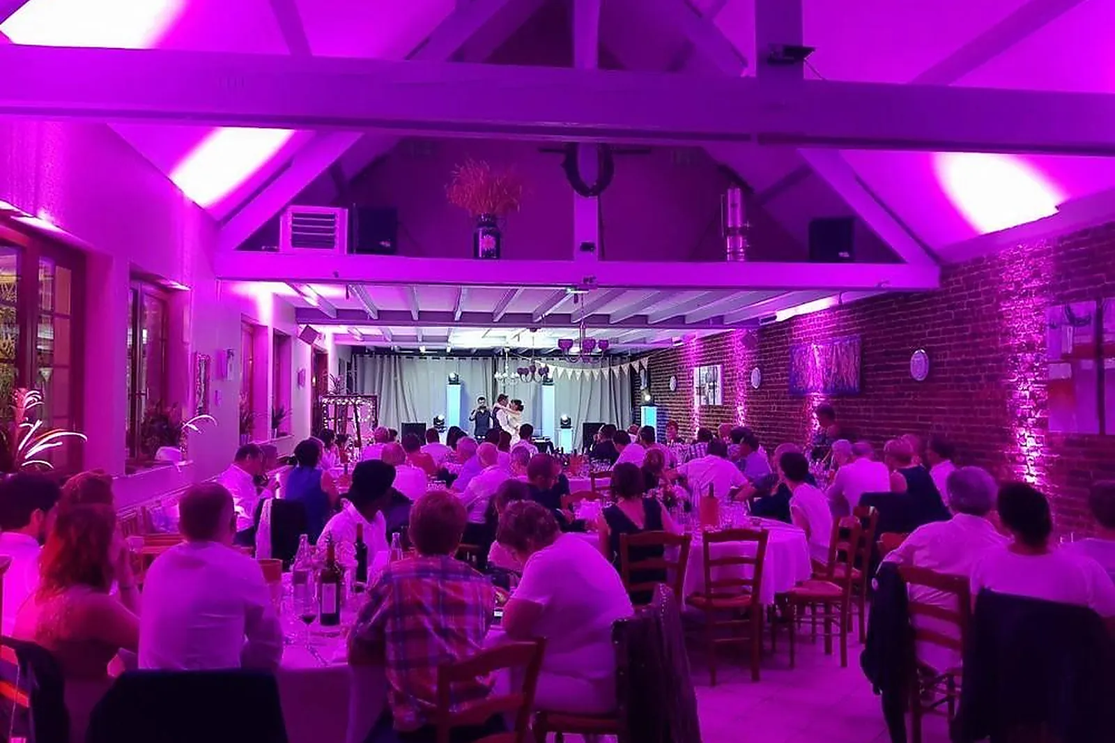 Lieux événementiels, LA FERME DE JONQUEUSE