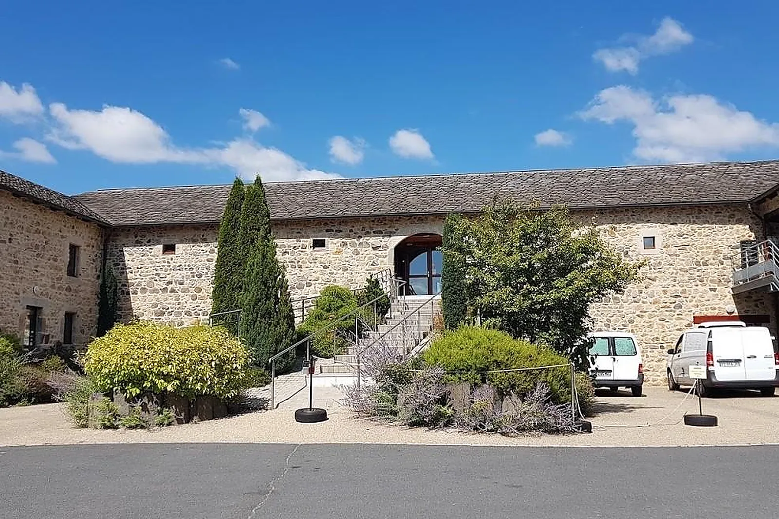 Lieux événementiels, LA FERME DE LAVÉE