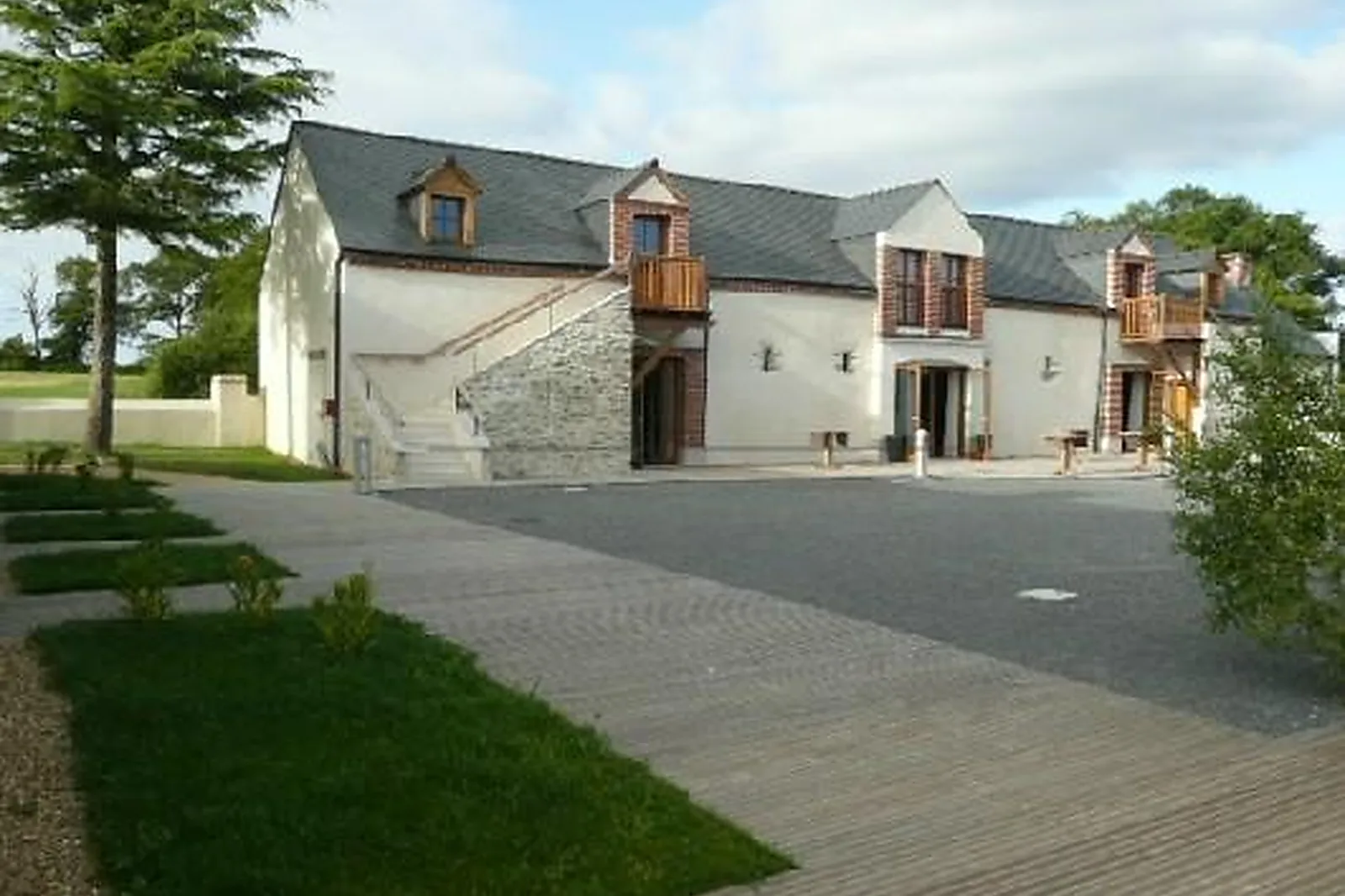 Lieux événementiels, LA FERME DU BLANCHOT