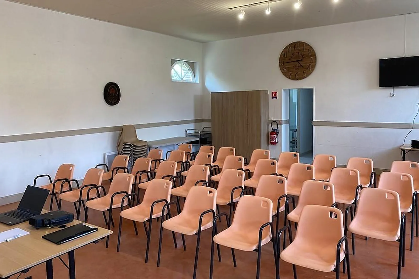 Lieux événementiels, LA FERME DU PHAEL