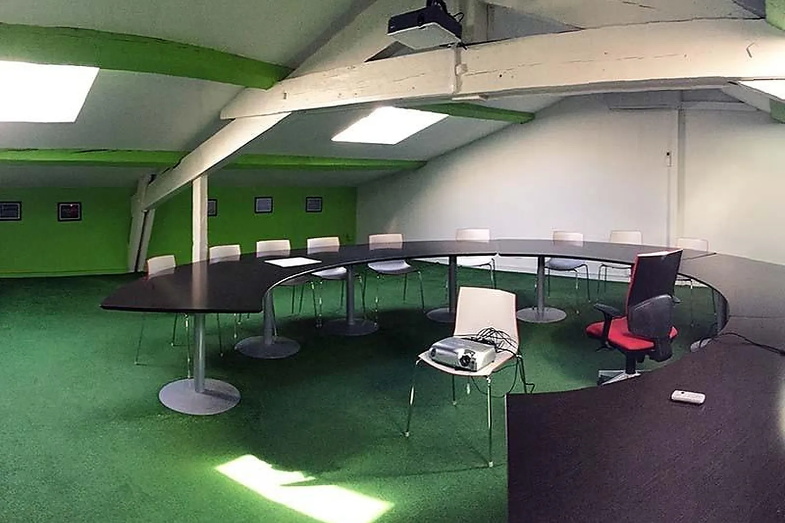 Lieux événementiels, LA FIRME