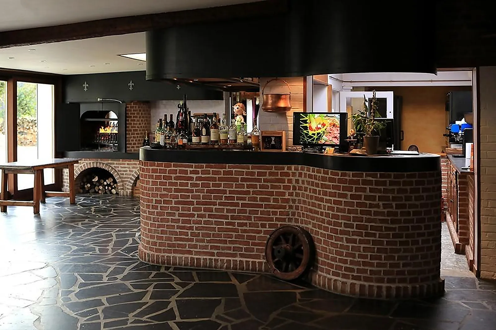 Lieux événementiels, LA FLAMBÉE VILLERS-LE-ROI