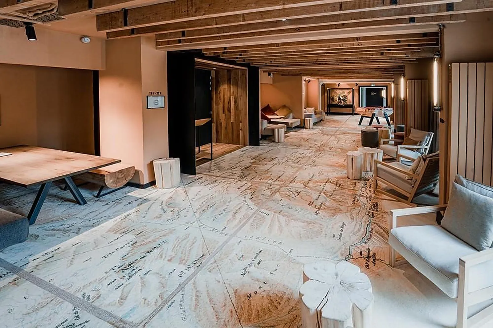 Lieux événementiels, LA FOLIE DOUCE HOTELS CHAMONIX