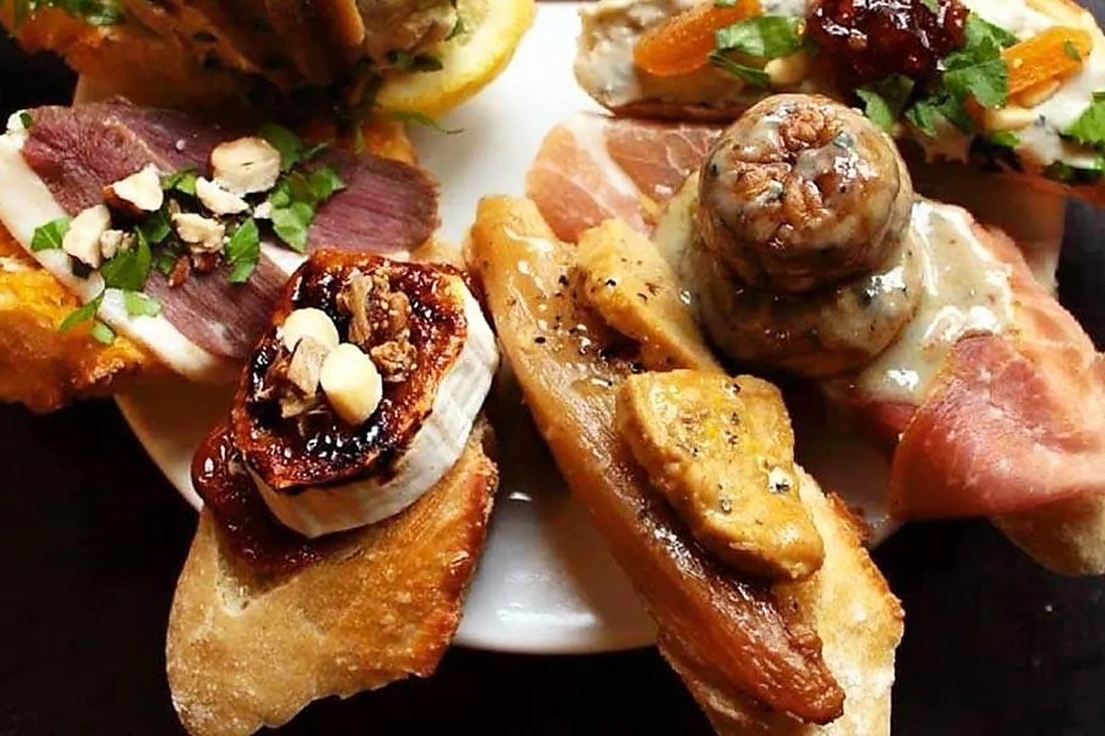 Lieux événementiels, LA FOLIE ROUGE