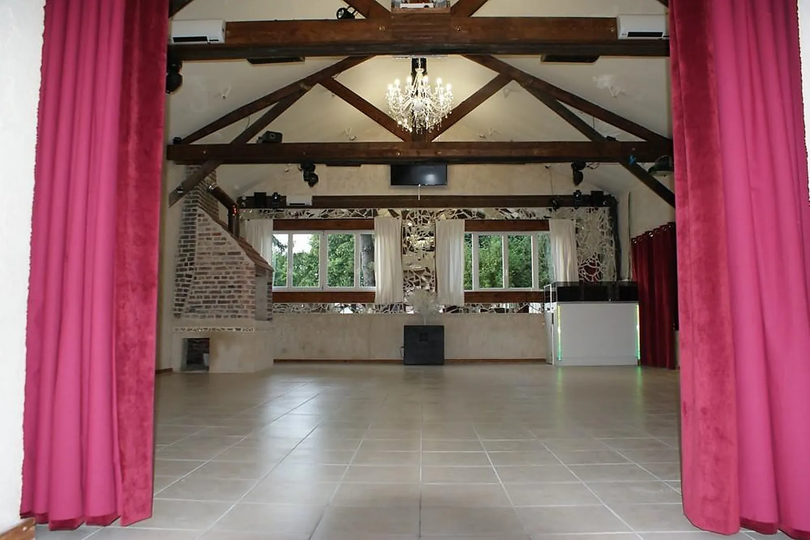 Lieux événementiels, LA FORGE KONOBA