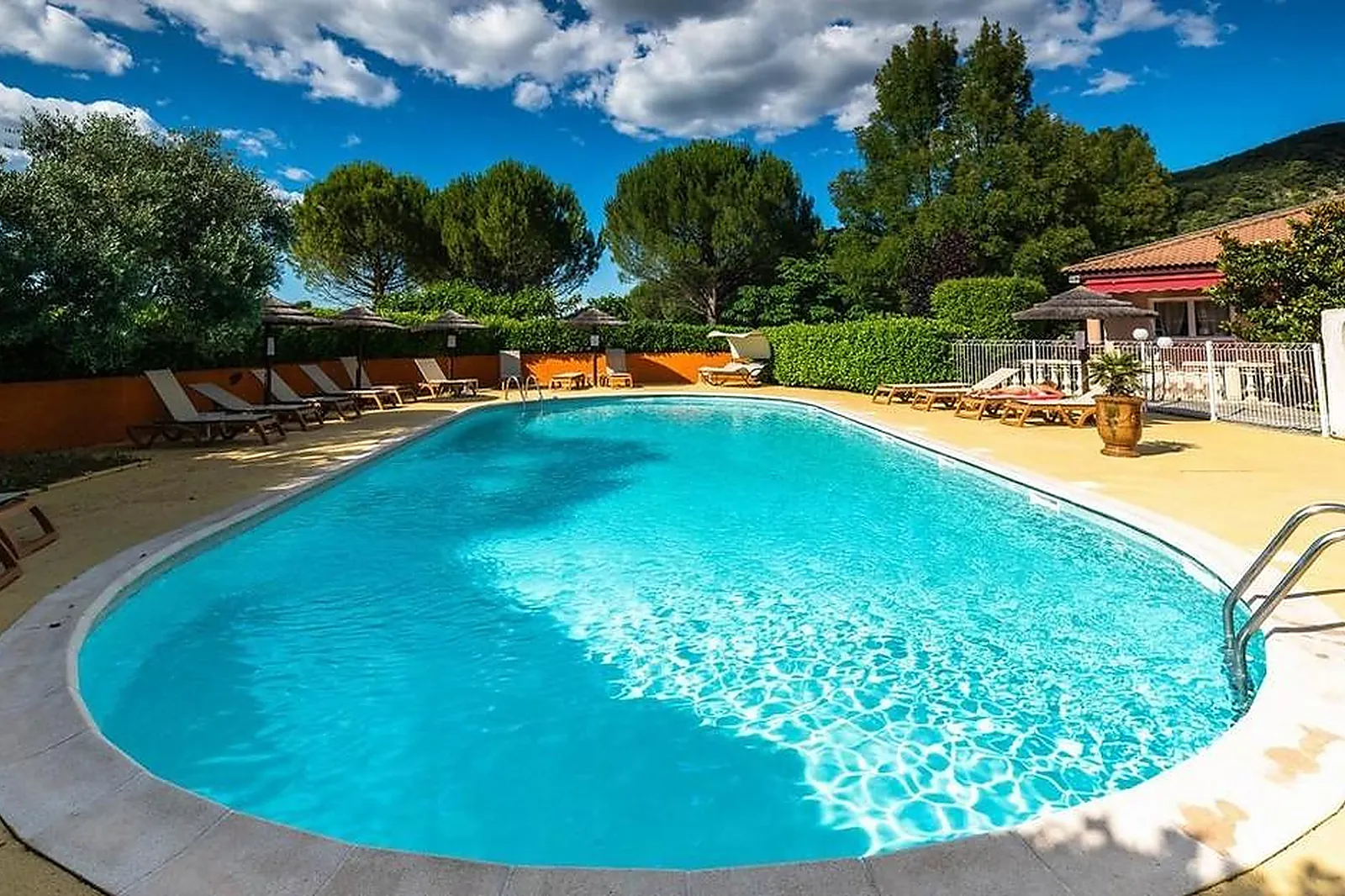 Lieux événementiels, LA GRANDE BASTIDE