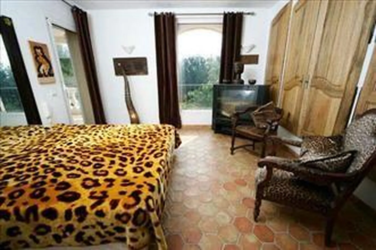 Lieux événementiels, LA GRANDE BASTIDE DE MOUGINS