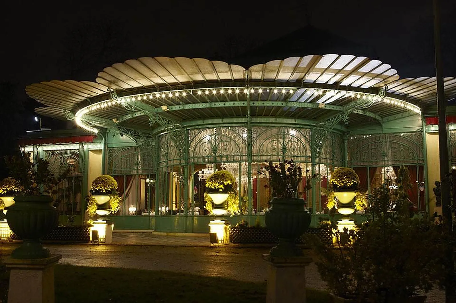 Lieux événementiels, LA GRANDE CASCADE