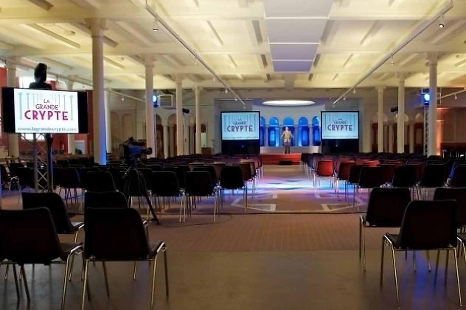 Lieux événementiels, LA GRANDE CRYPTE