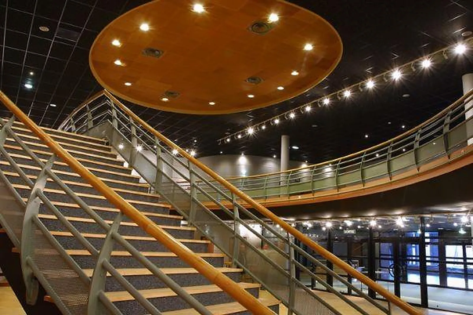 Lieux événementiels, LA GRANDE HALLE D'AUVERGNE