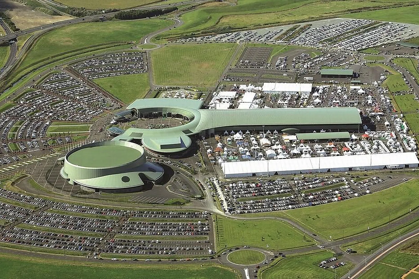 Lieux événementiels, LA GRANDE HALLE D'AUVERGNE