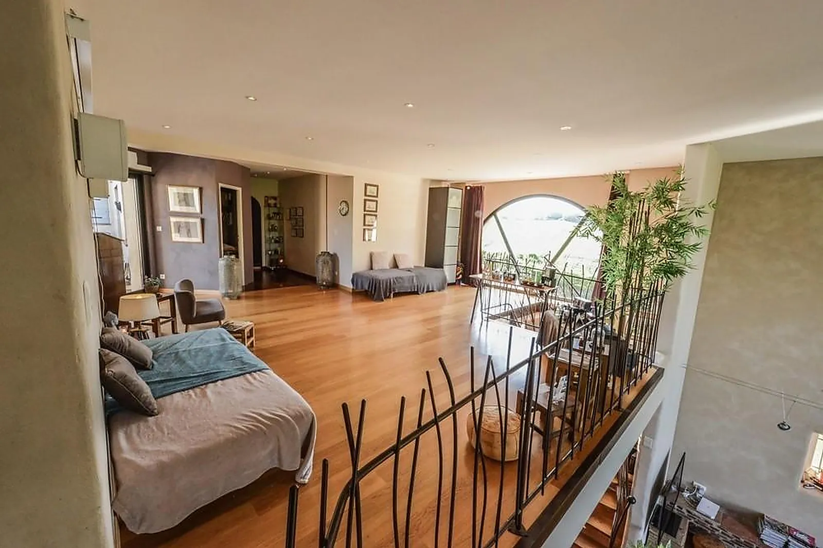 Lieux événementiels, LA GRANDE OASIS