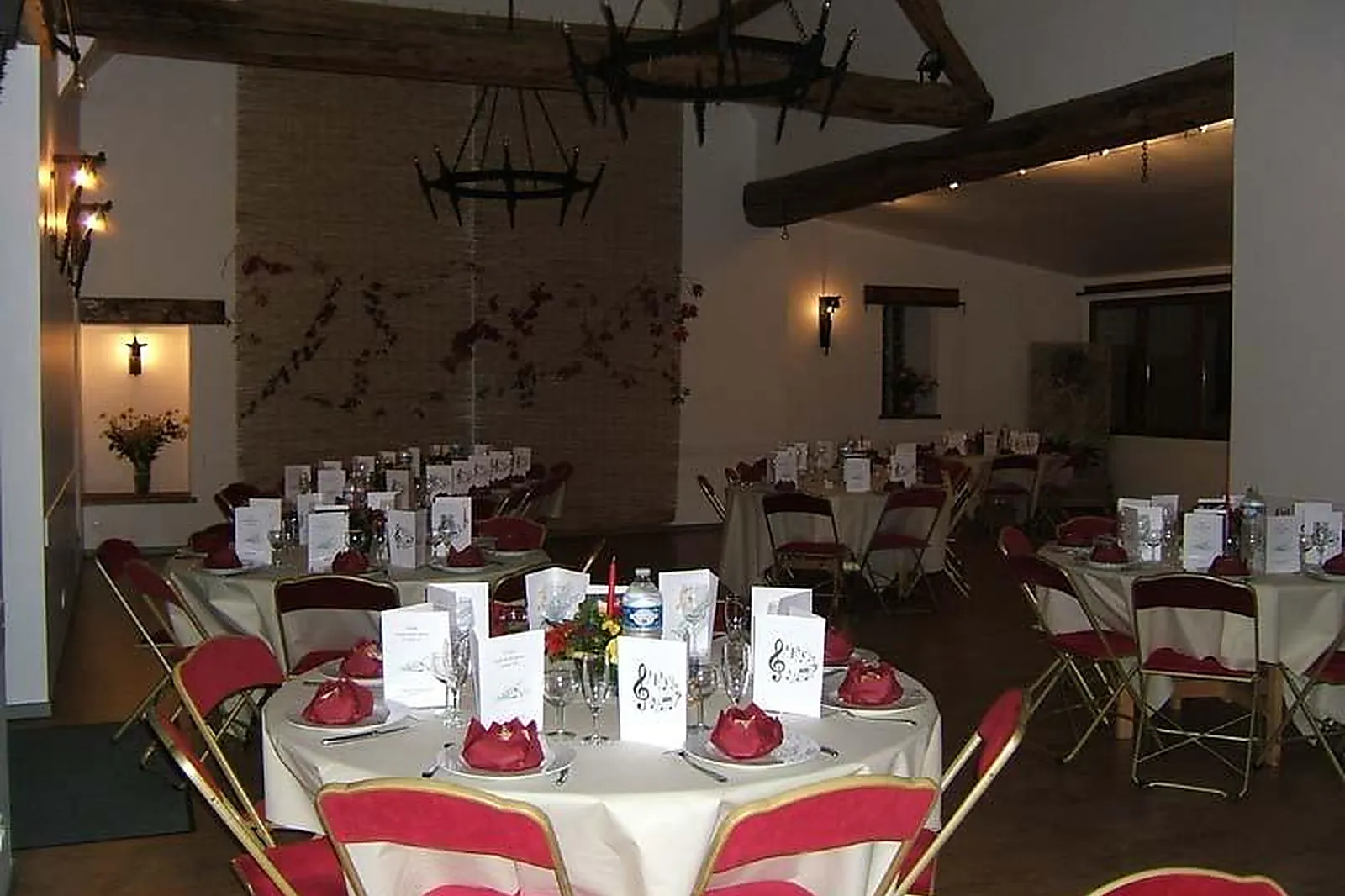 Lieux événementiels, LA GRANGE AU TULIPIER