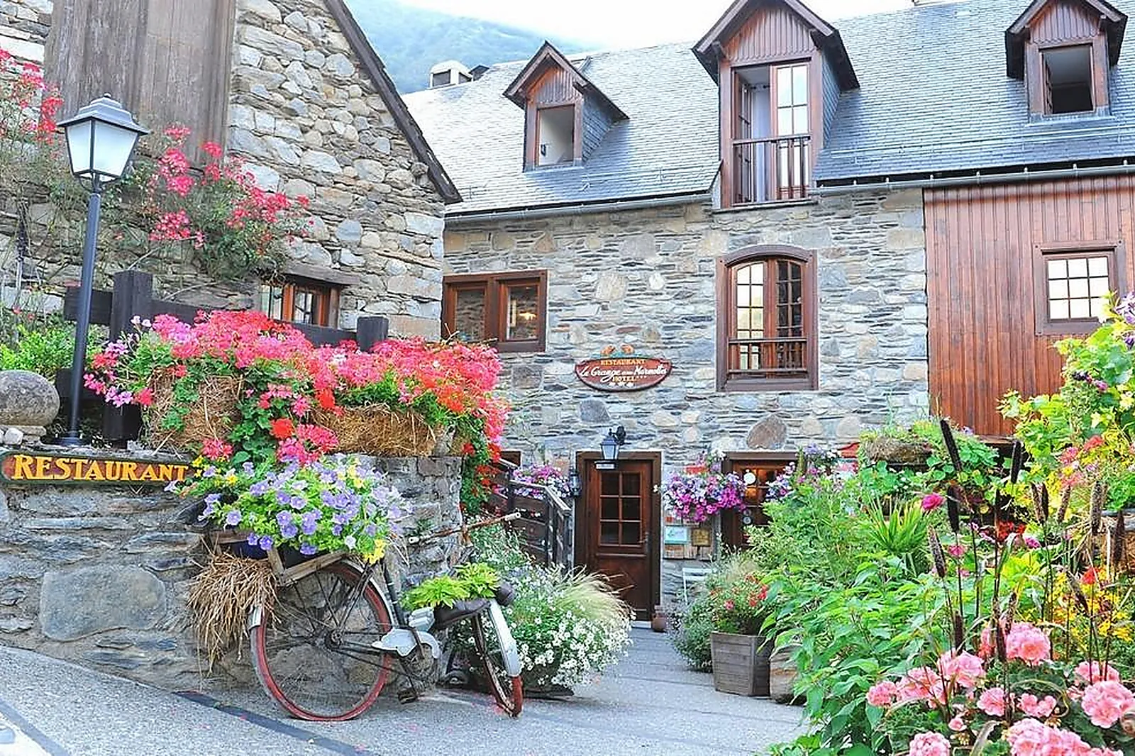 Lieux événementiels, LA GRANGE AUX MARMOTTES